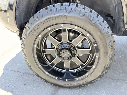 Used 2021 Toyota Tacoma TRD Sport w/ Technology Package RWD image 33