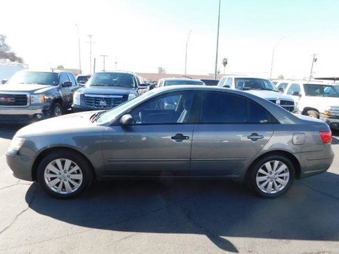 Used 2010 Hyundai Sonata GLS image 4