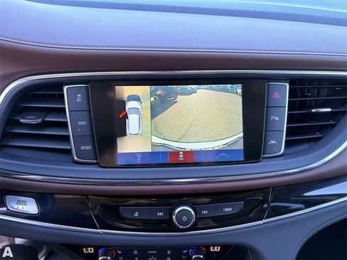 Used 2018 Buick Enclave Avenir w/ Avenir Technology Package image 16