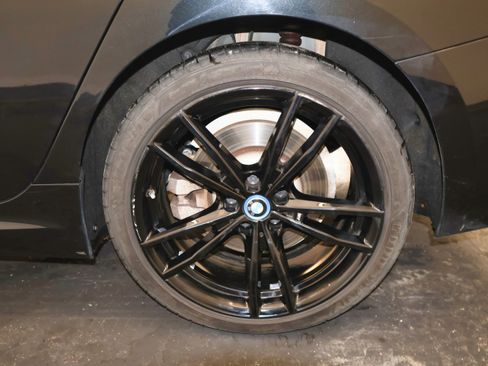 Used 2022 BMW 330e xDrive w/ M Sport Package image 42