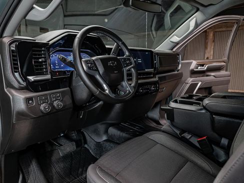 Used 2026 Chevrolet Silverado 2500 LT w/ Trail Boss Package AWD/4WD image 15