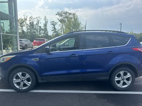 Used 2015 Ford Escape SE w/ Equipment Group 201A AWD/4WD image 8