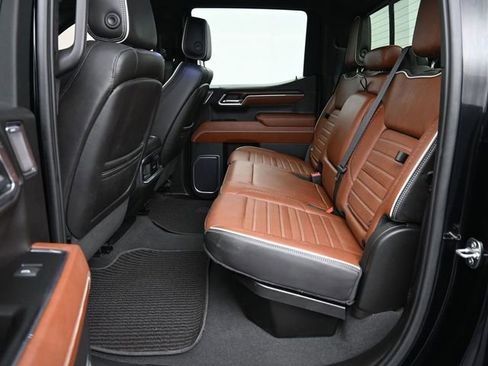 Used 2023 GMC Sierra 1500 Denali Ultimate image 28