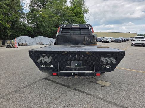 Used 2024 Chevrolet Silverado 3500 W/T w/ Snow Plow Prep Package AWD/4WD image 8