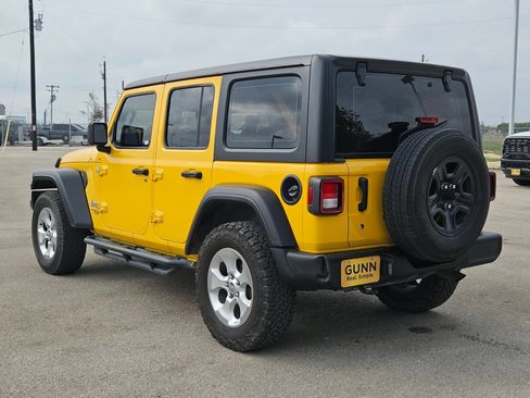 Used 2021 Jeep Wrangler Unlimited Sport AWD/4WD image 5