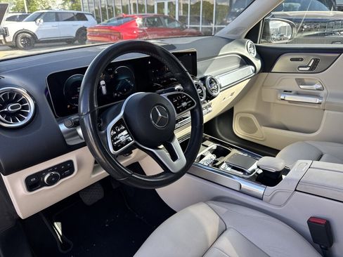 Used 2020 Mercedes-Benz GLB 250 image 28