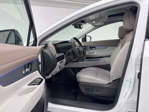 Used 2025 Nissan Murano Platinum w/ Cargo Package AWD/4WD image 12