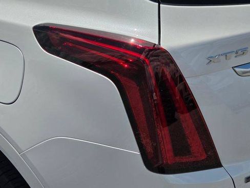 Certified 2023 Cadillac XT5 Premium Luxury FWD image 11