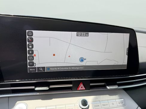 Used 2023 Hyundai Elantra Limited FWD image 27
