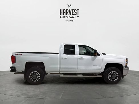 Used 2018 Chevrolet Silverado 2500 LT AWD/4WD image 8