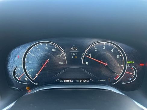 Used 2018 BMW 750i xDrive image 27