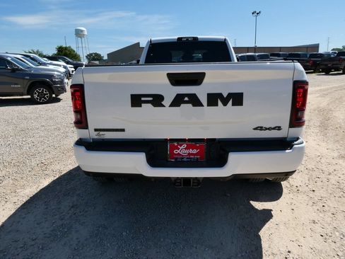 New 2026 RAM 3500 Big Horn AWD/4WD image 5