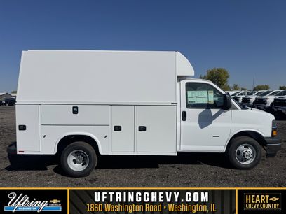 New 2025 Chevrolet Express 3500 w/ Power Convenience Package