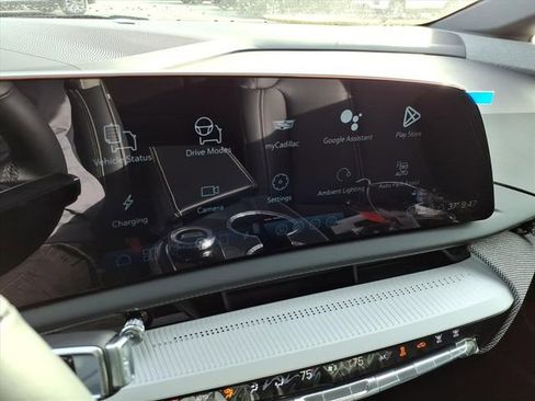 New 2026 Cadillac Optiq Sport 1 image 29