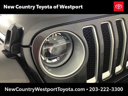 Used 2021 Jeep Wrangler Unlimited Sahara image 23