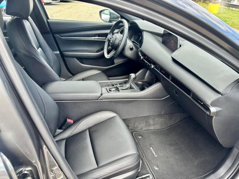 Used 2023 MAZDA MAZDA3 s image 12