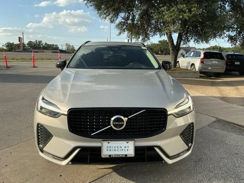 Certified 2024 Volvo XC60 B5 Plus w/ Protection Package Premier AWD/4WD image 2