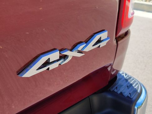 Used 2021 RAM 1500 Big Horn AWD/4WD image 32
