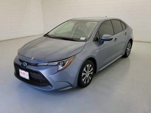 Used 2021 Toyota Corolla LE FWD image 4