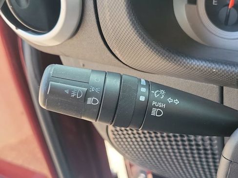 Used 2009 Jeep Wrangler Unlimited Sahara w/ Dual Top Group AWD/4WD image 15