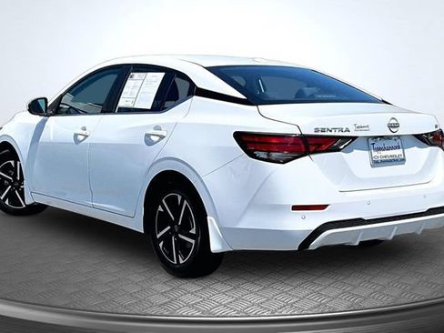 Used 2024 Nissan Sentra SV w/ All-Weather Package FWD image 4