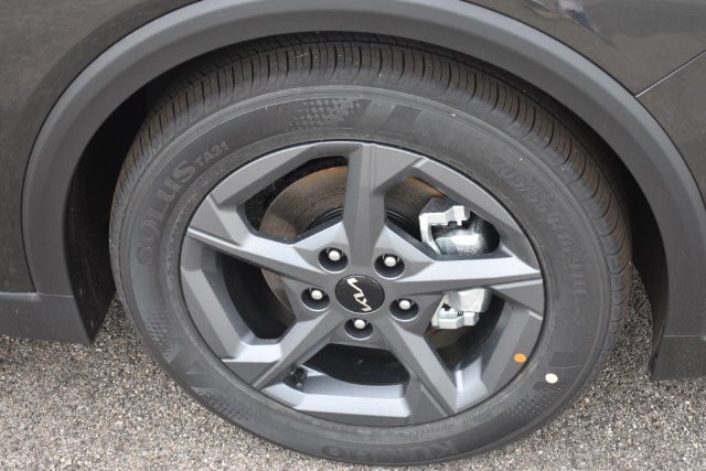 New 2026 Kia K4 FWD image 12