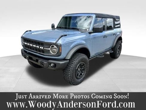 Used 2023 Ford Bronco Black Diamond AWD/4WD image 1
