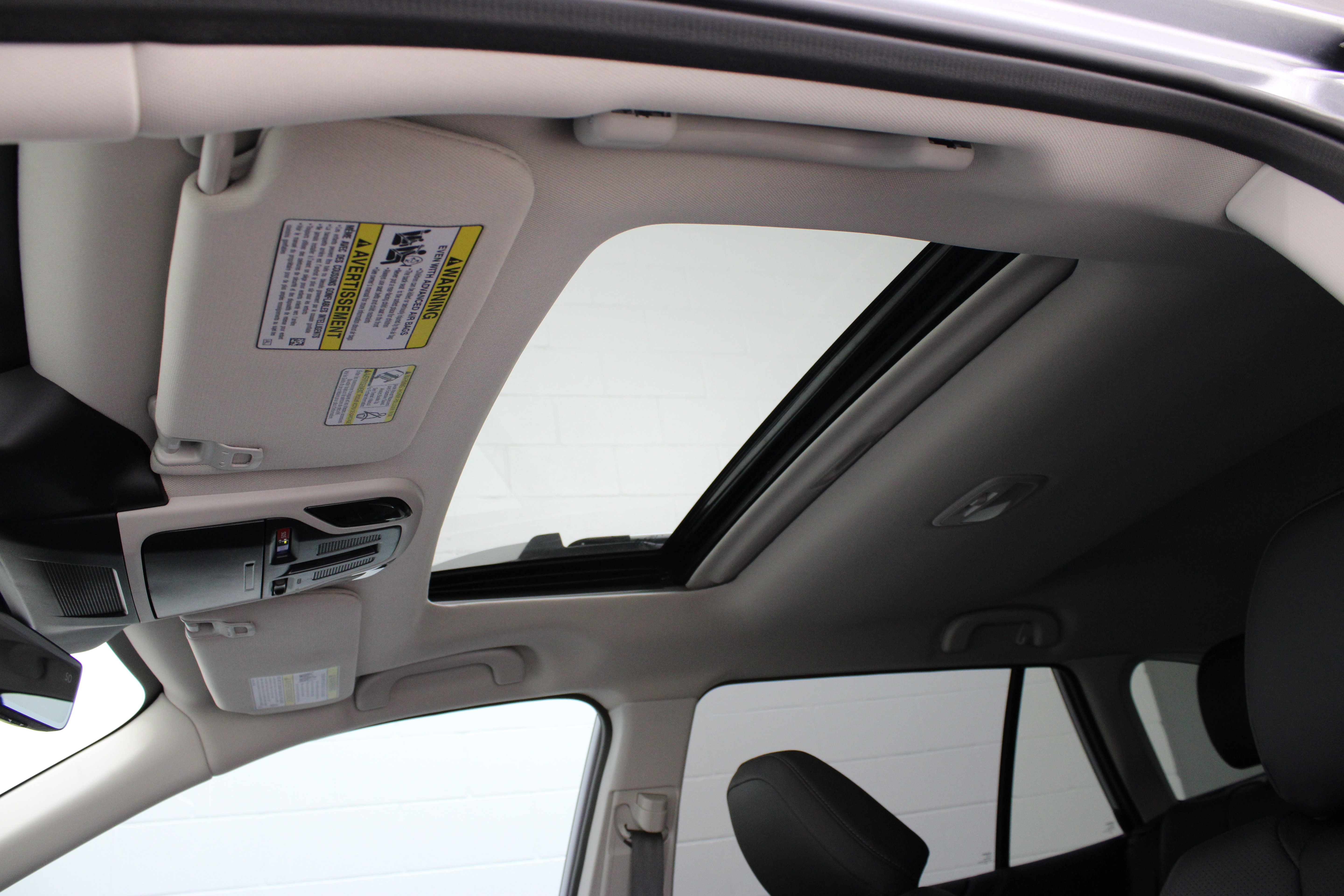 Used 2025 Subaru Outback Touring XT AWD/4WD image 28