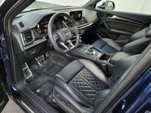 Used 2018 Audi SQ5 Premium Plus w/ Navigation Package image 6