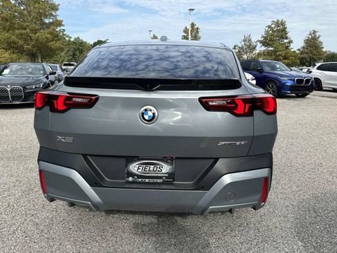 Used 2026 BMW X2 xDrive28i AWD/4WD image 4