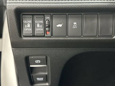 Certified 2025 Honda Odyssey EX-L image 19