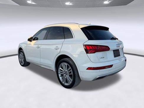 Used 2018 Audi Q5 2.0T Premium Plus w/ Premium Plus Package AWD/4WD image 3