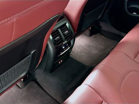 Used 2023 BMW X3 xDrive30i w/ Premium Package image 23