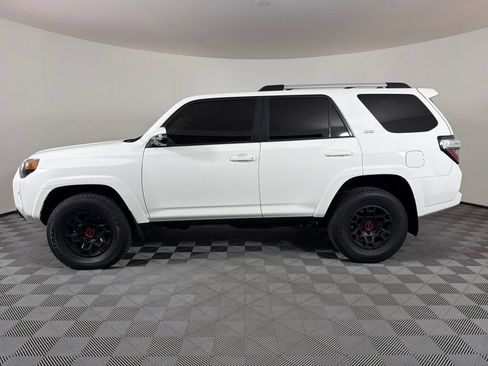 Used 2022 Toyota 4Runner SR5 Premium w/ TRD Black Wheel Package (TMS) AWD/4WD image 6