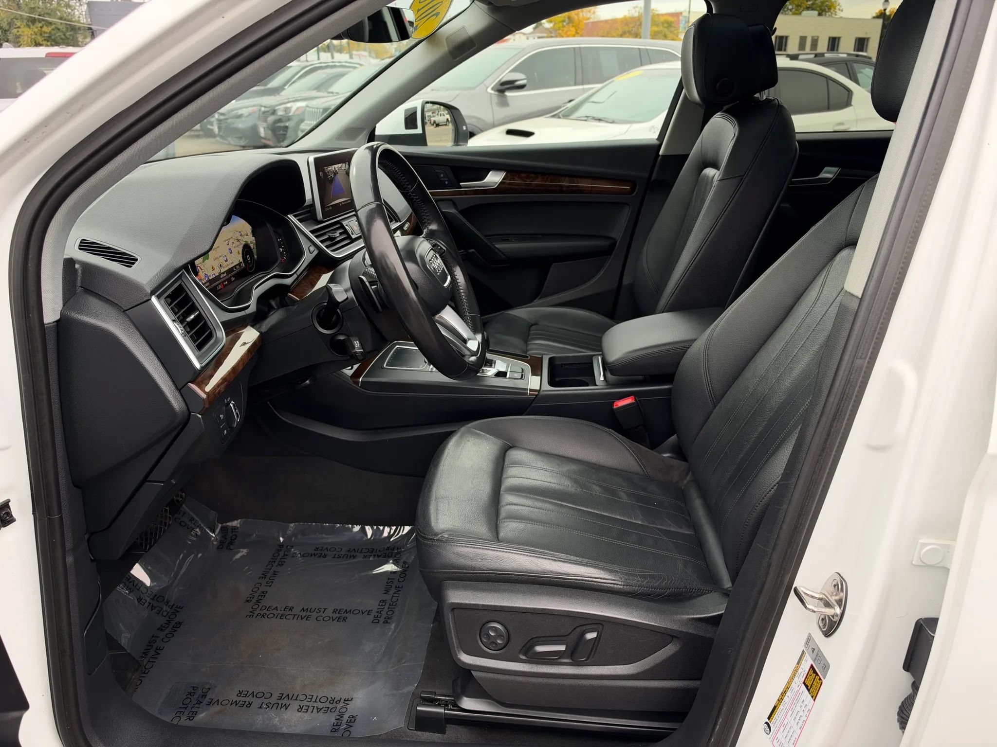 Used 2018 Audi Q5 2.0T Premium Plus w/ Premium Plus Package AWD/4WD image 12