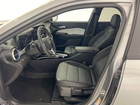 New 2026 Chevrolet Trax LT image 17