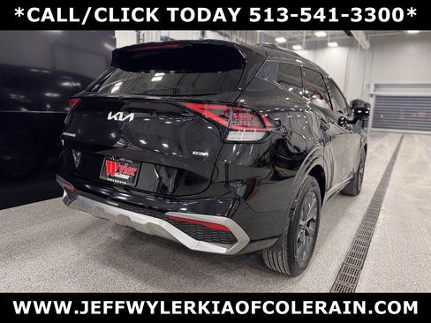 Certified 2024 Kia Sportage SX Prestige image 3