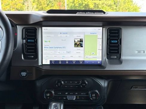 Used 2023 Ford Bronco Outer Banks AWD/4WD image 17
