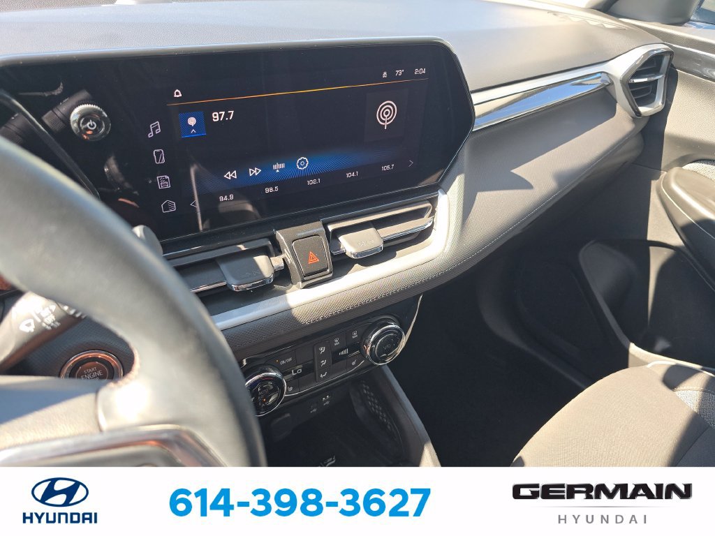 Used 2024 Chevrolet TrailBlazer LT w/ Convenience Package AWD/4WD image 24
