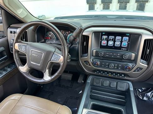 Used 2019 GMC Sierra 2500 Denali w/ Duramax Plus Package image 20