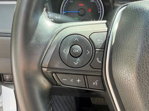 Used 2021 Toyota Venza LE AWD/4WD image 27