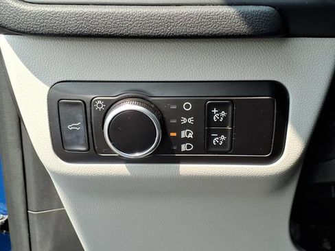 Certified 2023 Ford Escape Active AWD/4WD image 18