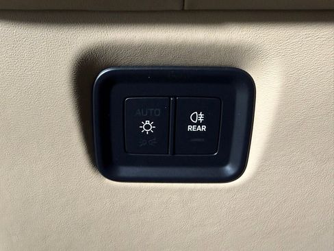 New 2026 Porsche Cayenne S image 34