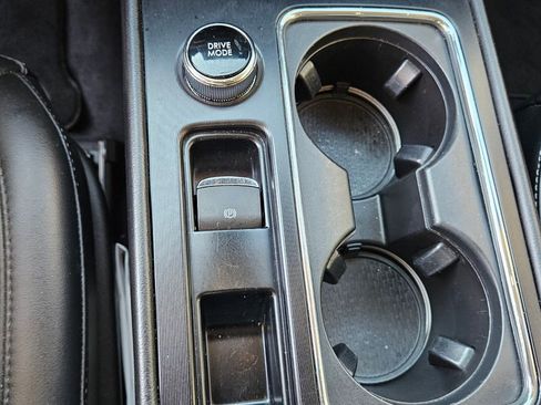 Used 2023 Lincoln Corsair AWD image 21