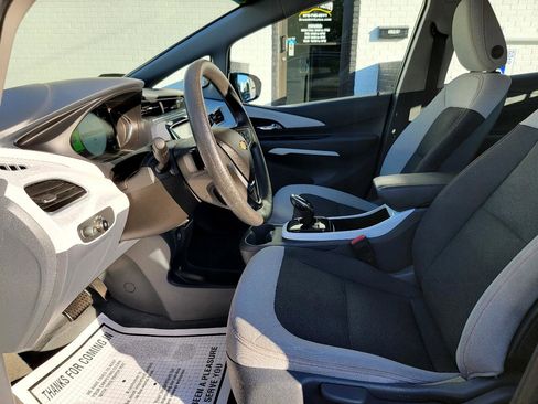 Used 2019 Chevrolet Bolt LT image 23