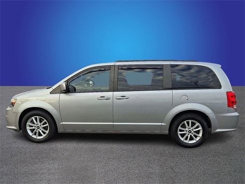 Used 2019 Dodge Grand Caravan GT image 7