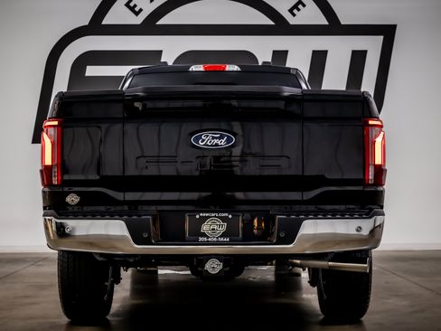 Used 2025 Ford F150 Lariat w/ Equipment Group 502A High AWD/4WD image 11