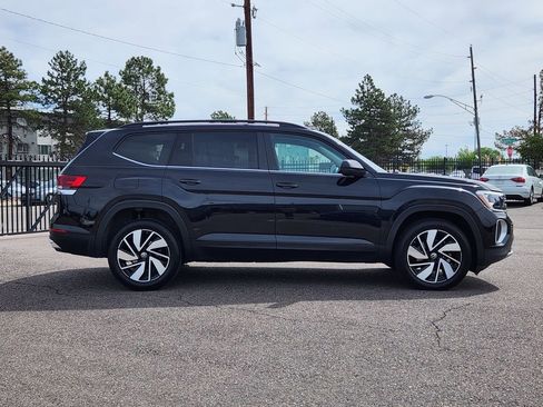 Certified 2025 Volkswagen Atlas SE AWD/4WD image 4