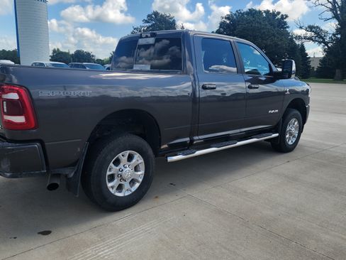 Used 2023 RAM 2500 Laramie AWD/4WD image 4
