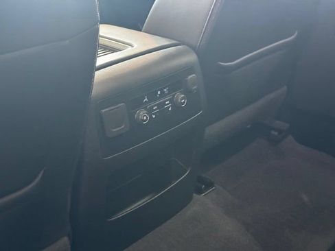 Used 2020 Chevrolet Suburban Premier w/ Max Trailering Package AWD/4WD image 28